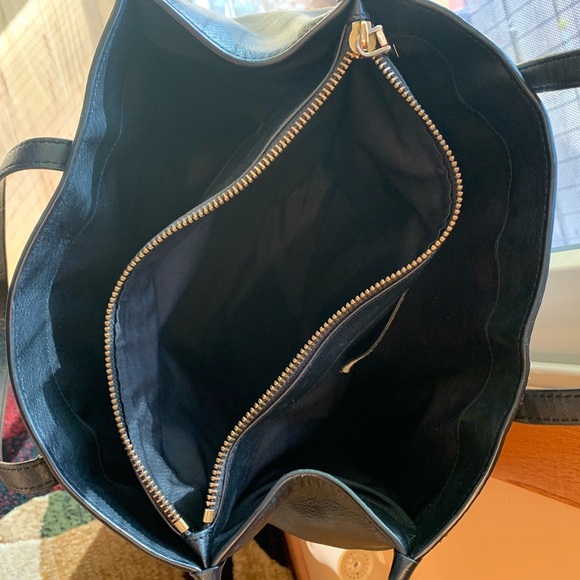 Marc Jacobs handbag, animal print. Gently used. - Picture 8 of 8